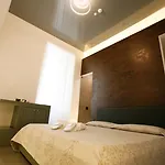 Nocleg ze śniadaniem Relais Piazza Del Plebiscito Neapol