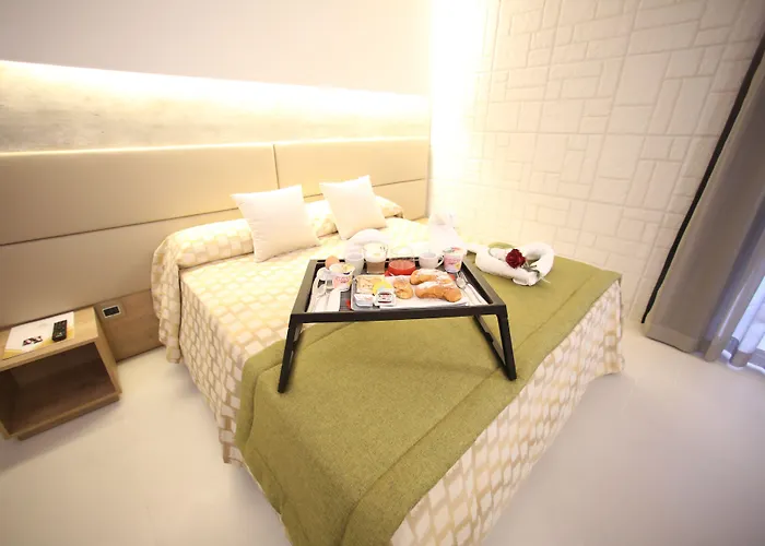 Relais Piazza Del Plebiscito Bed and Breakfast Νάπολη