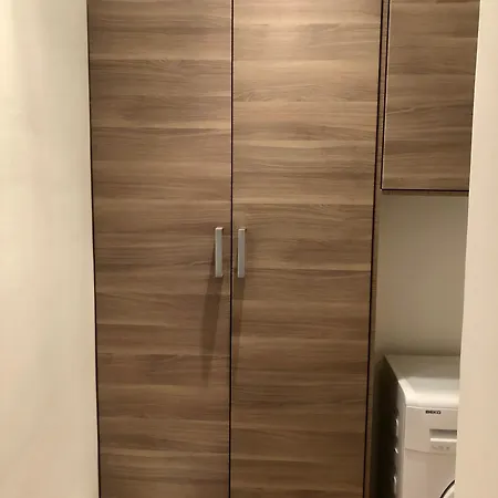 Relais Piazza Del Plebiscito 3*