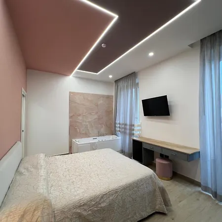 Relais Piazza Del Plebiscito 3*