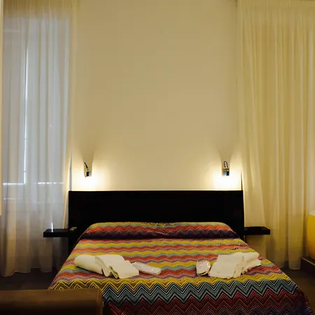 Relais Piazza Del Plebiscito ナポリ