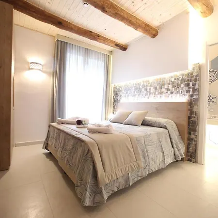 Relais Piazza Del Plebiscito Frühstückspension 3*