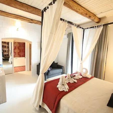 Relais Piazza Del Plebiscito Frühstückspension 3*