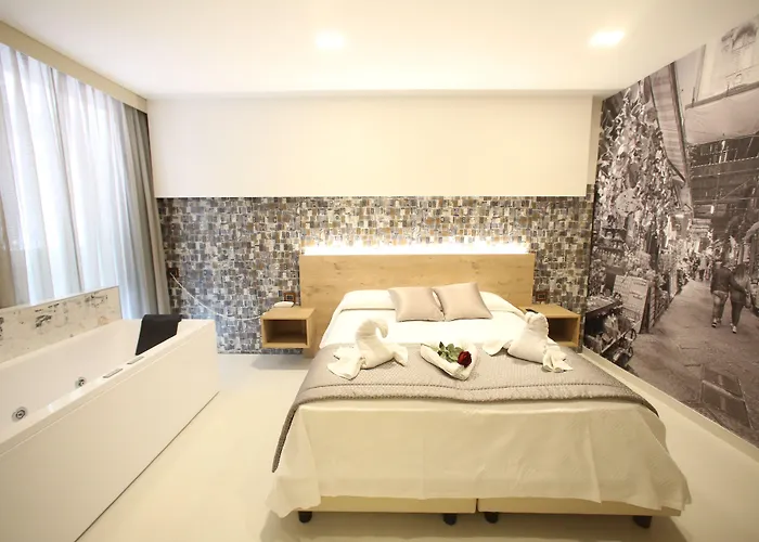 Relais Piazza Del Plebiscito 3*