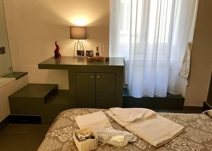 Relais Piazza Del Plebiscito 3* 나폴리