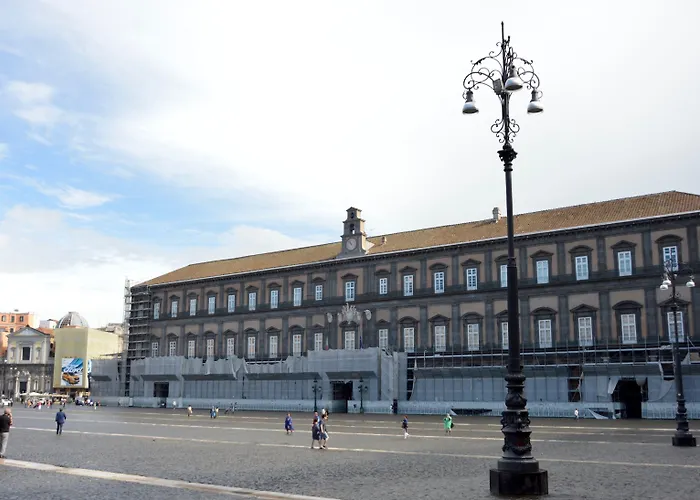 Relais Piazza Del Plebiscito 3* Naples