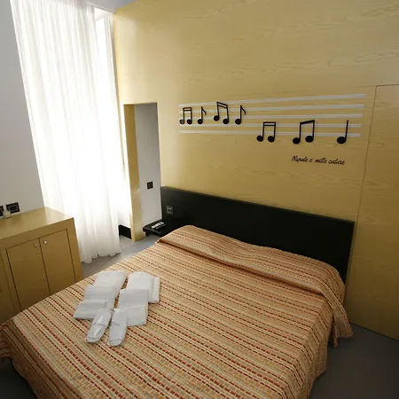 Relais Piazza Del Plebiscito Bed & Breakfast
