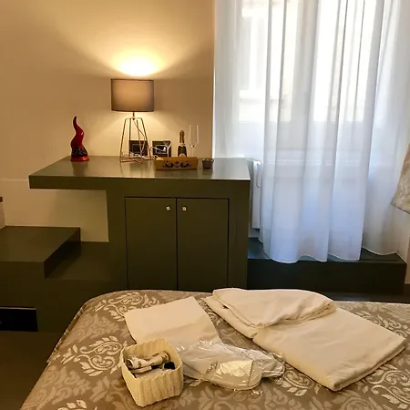 Relais Piazza Del Plebiscito 4* Nápoles