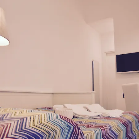 Relais Piazza Del Plebiscito Bed & Breakfast