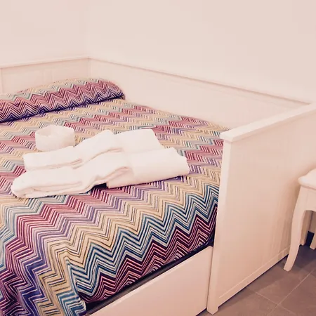 Relais Piazza Del Plebiscito فندق مبيت وإفطار 3*