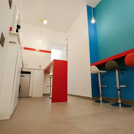 فندق مبيت وإفطار Relais Piazza Del Plebiscito