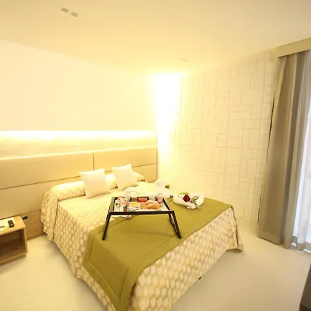 Relais Piazza Del Plebiscito فندق مبيت وإفطار نابولي